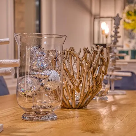 De La Foret Villa Chantilly