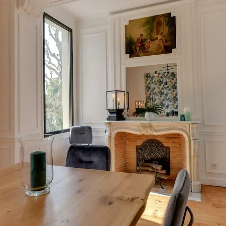 De La Foret Villa *
