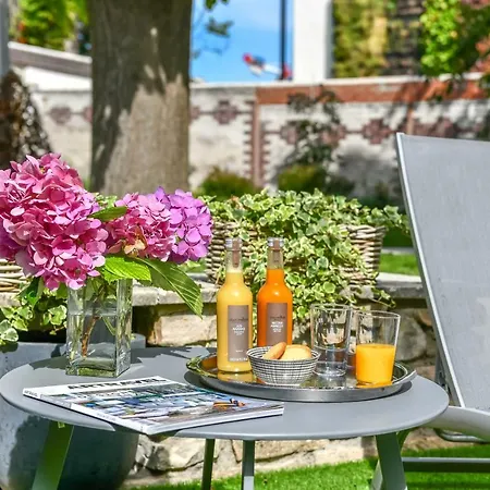 De La Foret Villa Chantilly